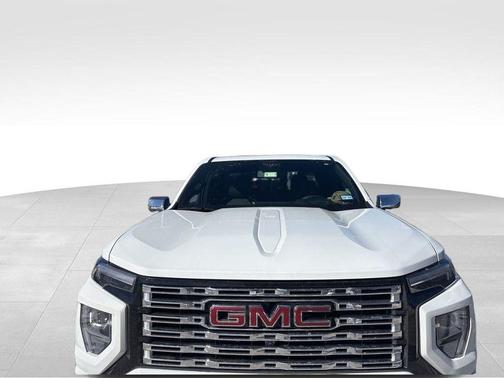 2025 GMC Canyon Denali