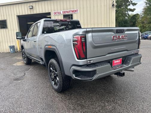 2026 GMC Sierra 2500 AT4