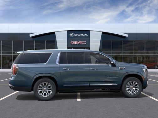 Metallic 2026 GMC Yukon XL Denali