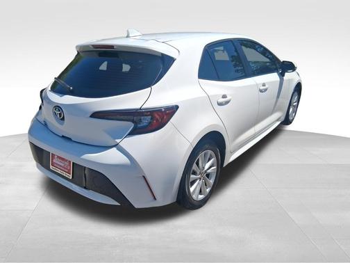 Ice 2023 Toyota Corolla Hatchback SE