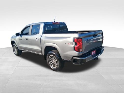 Sterling Gray Metallic 2024 Chevrolet Colorado LT