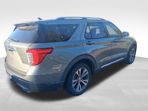 Silver Spruce Metallic 2020 Ford Explorer Platinum