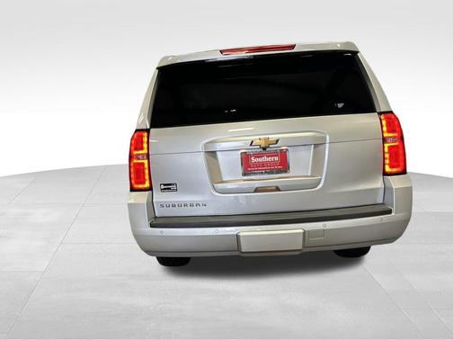 2017 Chevrolet Suburban LT