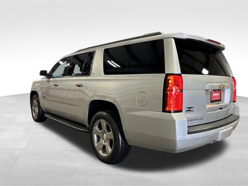 2017 Chevrolet Suburban LT