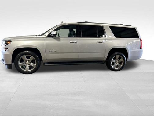 2017 Chevrolet Suburban LT