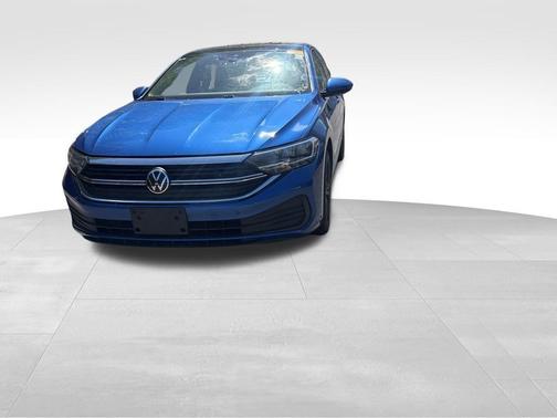 Rising Blue Metallic 2023 Volkswagen Jetta 1.5T SE
