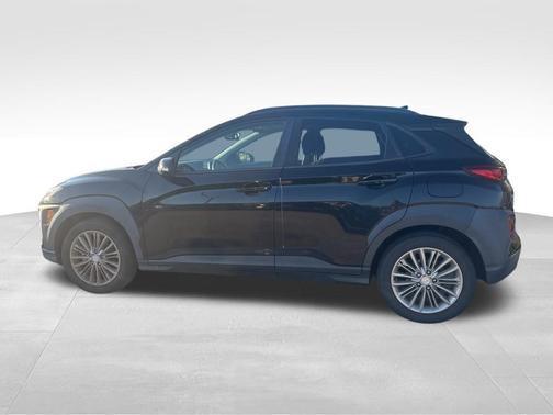 2020 Hyundai KONA SEL Plus