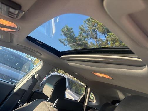 2020 Hyundai KONA SEL Plus