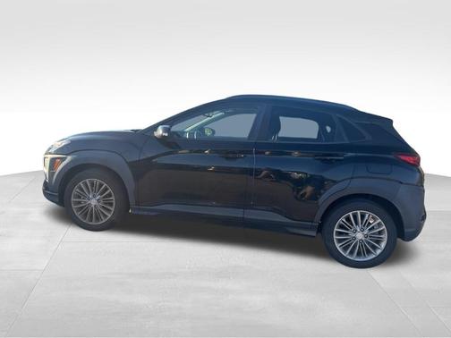 2020 Hyundai KONA SEL Plus