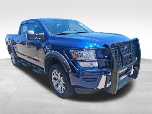 Deep Blue Pearl 2024 Nissan Titan XD SV
