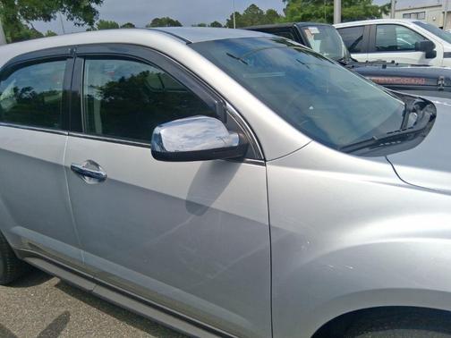 Silver Ice Metallic 2016 Chevrolet Equinox LS