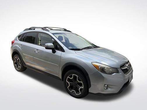 Ice Silver Metallic 2013 Subaru XV Crosstrek 2.0i Limited