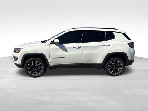 White Clearcoat 2019 Jeep Compass Sport