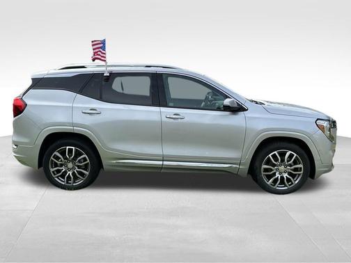2022 GMC Terrain Denali