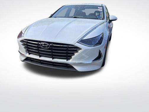 Quartz White 2021 Hyundai SONATA SE
