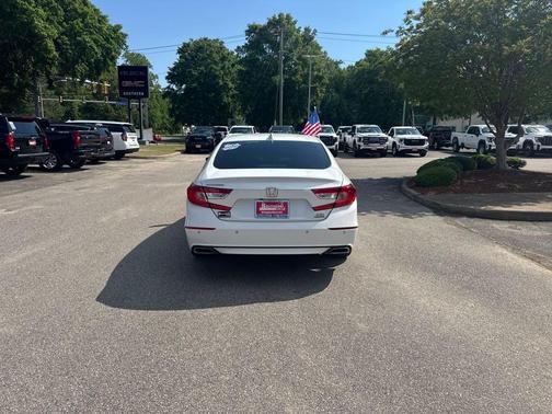 2021 Honda Accord Touring 2.0T