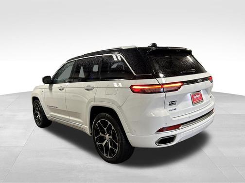2023 Jeep Grand Cherokee 4xe Summit