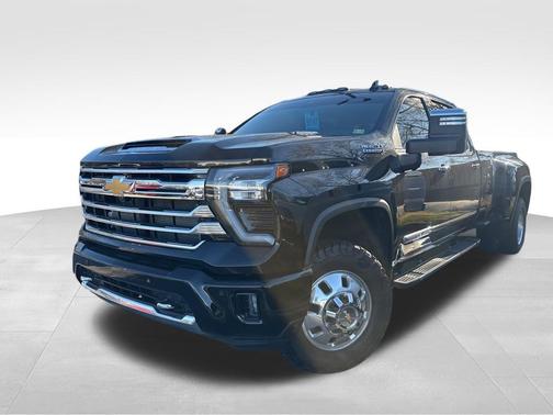 2025 Chevrolet Silverado 3500 High Country