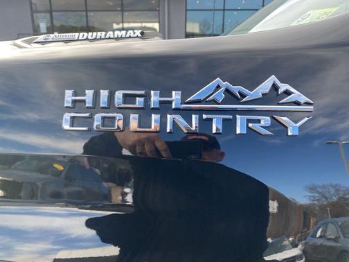 2025 Chevrolet Silverado 3500 High Country