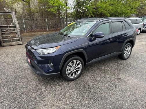 2020 Toyota RAV4 XLE Premium