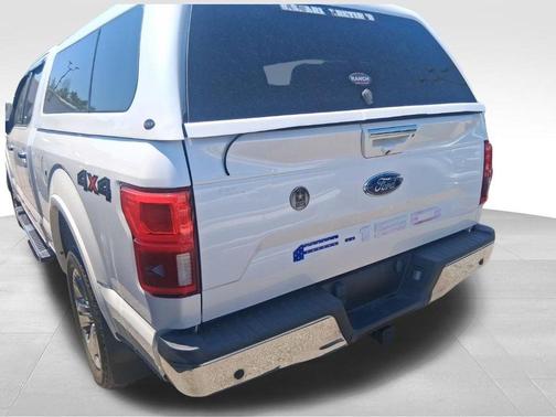 White Platinum Clearcoat Metallic 2018 Ford F-150 Lariat