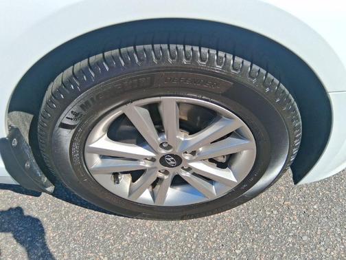 2017 Hyundai SONATA Base