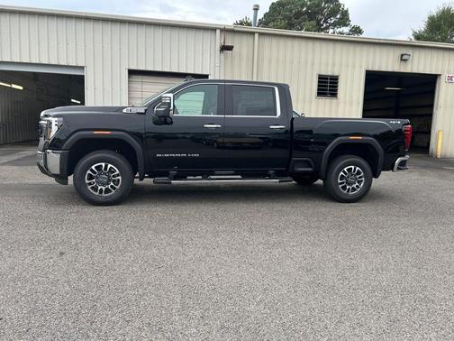 2026 GMC Sierra 2500 SLT