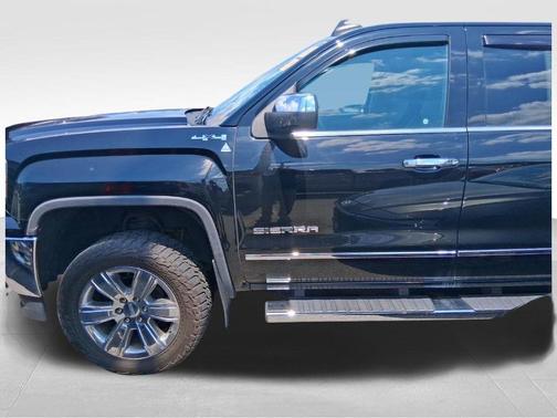Onyx Black 2017 GMC Sierra 1500 SLT