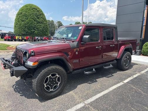 2021 Jeep Gladiator Sport