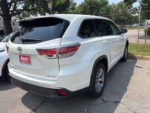 2015 Toyota Highlander LE