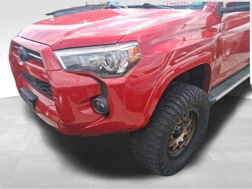 Barcelona Red Metallic 2022 Toyota 4Runner SR5 Premium