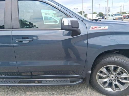 Shadow Gray Metallic 2021 Chevrolet Silverado 1500 LT