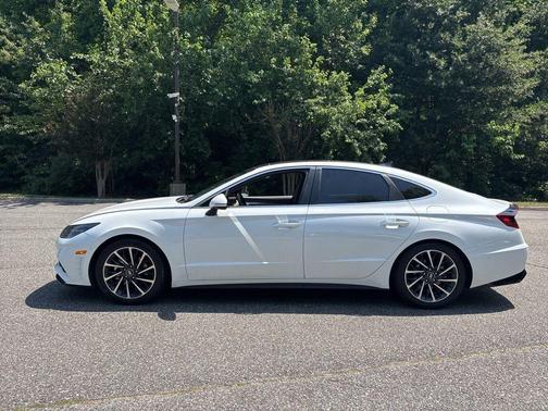2020 Hyundai SONATA Limited