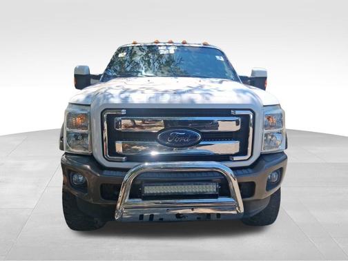 White Platinum Clearcoat Metallic 2015 Ford F-350 King Ranch