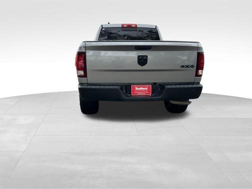 2020 RAM 1500 Classic SLT