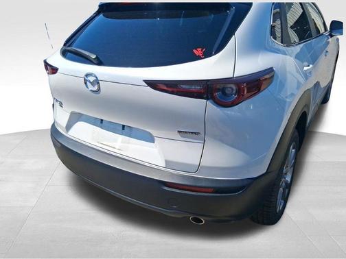 Snowflake White Pearl 2021 Mazda CX-30 Select