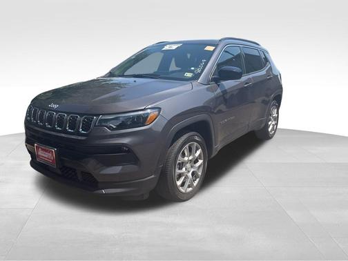 2024 Jeep Compass Latitude Lux