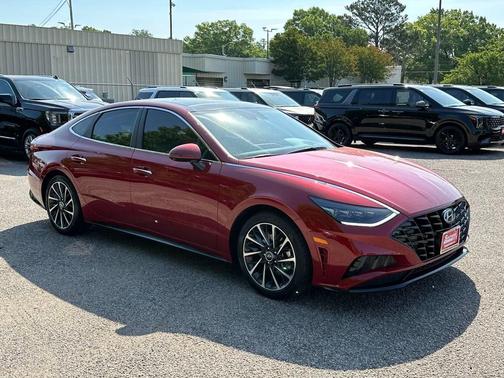 2023 Hyundai SONATA Limited