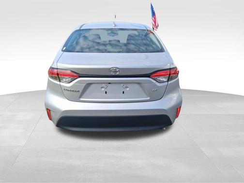 Classic Silver Metallic 2023 Toyota Corolla LE