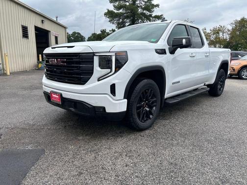2025 GMC Sierra 1500 Elevation