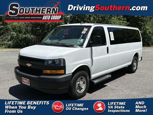 2022 Chevrolet Express 3500 LS