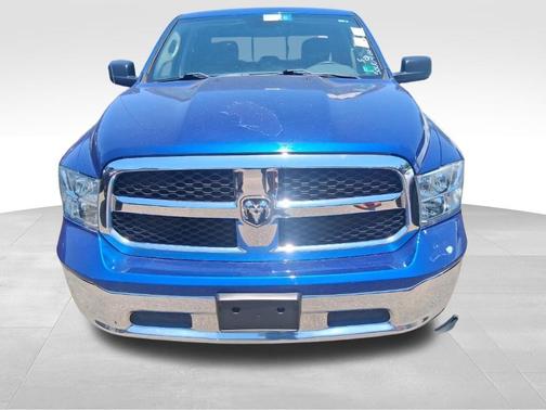 Blue Streak Pearlcoat 2019 RAM 1500 Classic SLT