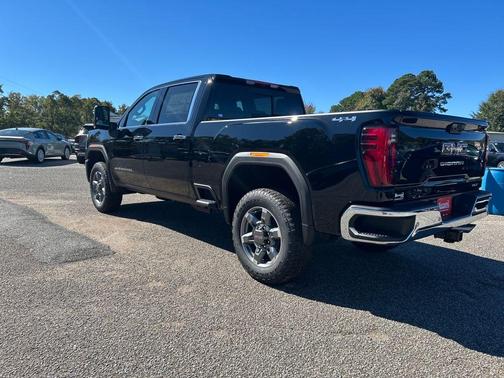 2026 GMC Sierra 2500 SLT