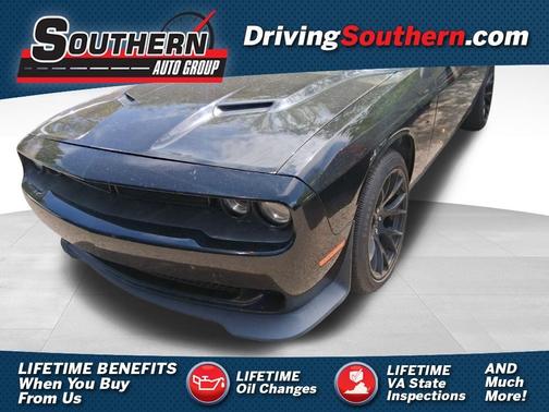 Pitch Black Clearcoat 2015 Dodge Challenger SXT