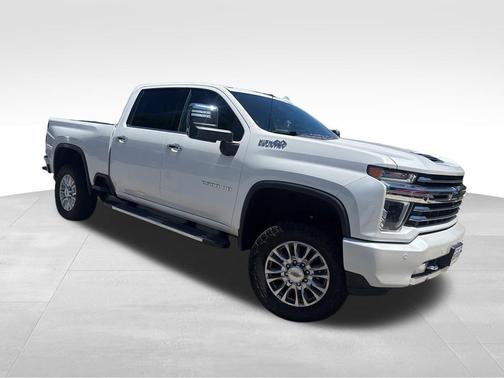 Iridescent Pearl Tricoat 2022 Chevrolet Silverado 2500 High Country