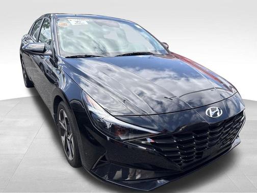 Phantom Black 2023 Hyundai ELANTRA Limited