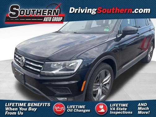 Deep Black Pearl Effect 2021 Volkswagen Tiguan 2.0T SEL