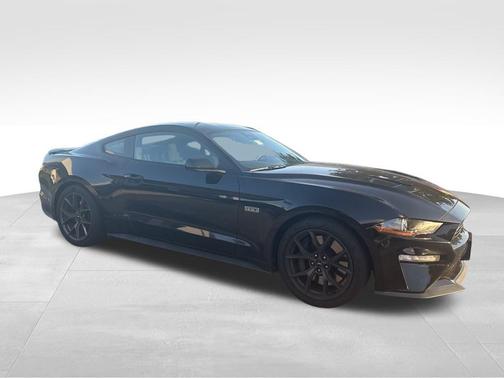 2021 Ford Mustang EcoBoost
