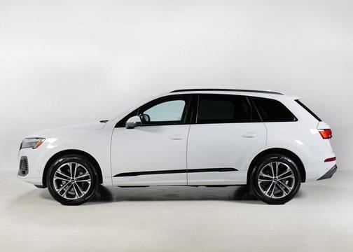2025 Audi Q7 Premium Plus 45 TFSI quattro Tiptronic