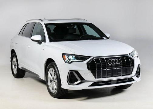 2022 Audi Q3 Premium Plus 45 TFSI S line quattro Tiptronic